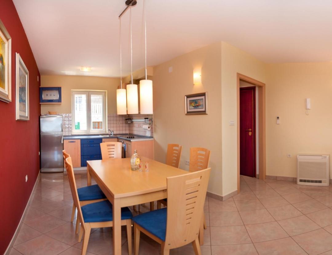 Apartments By The Sea Postira, Brac - 15242 Zimmer foto